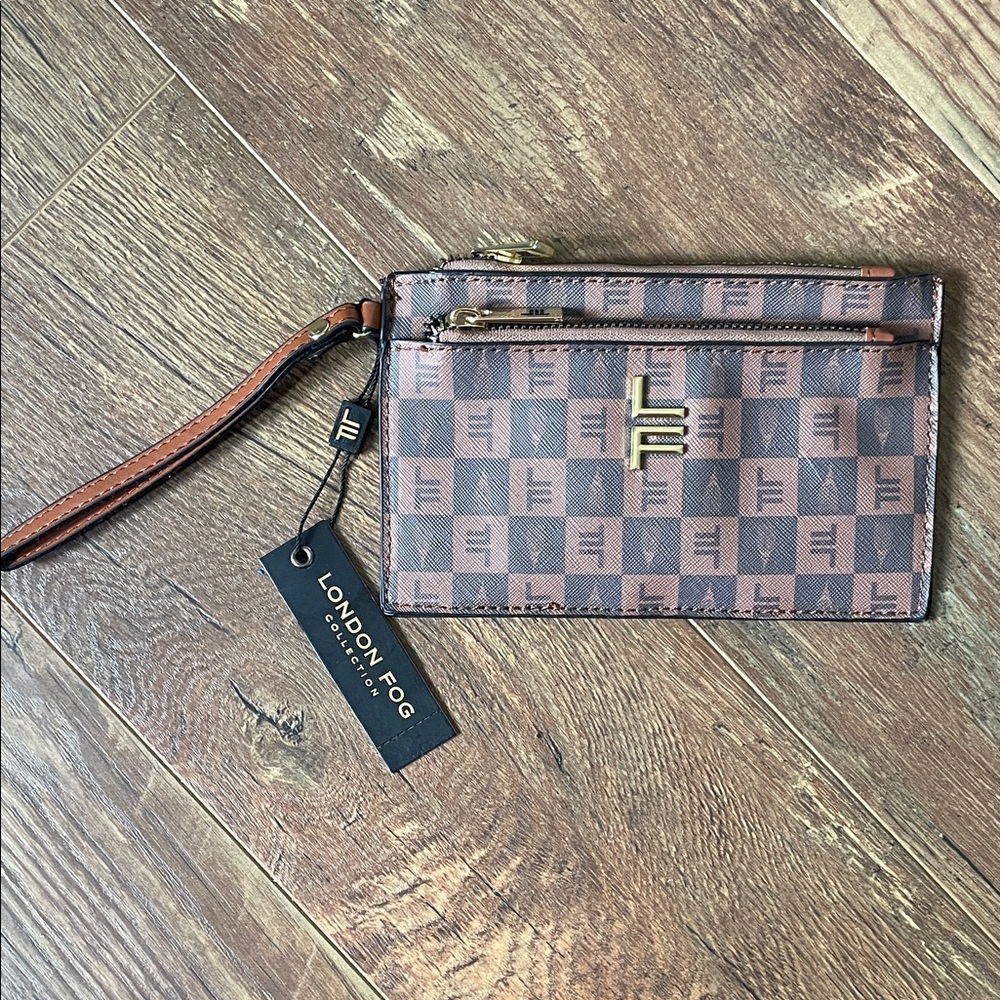 London Fog Brown Patterned Wristlet